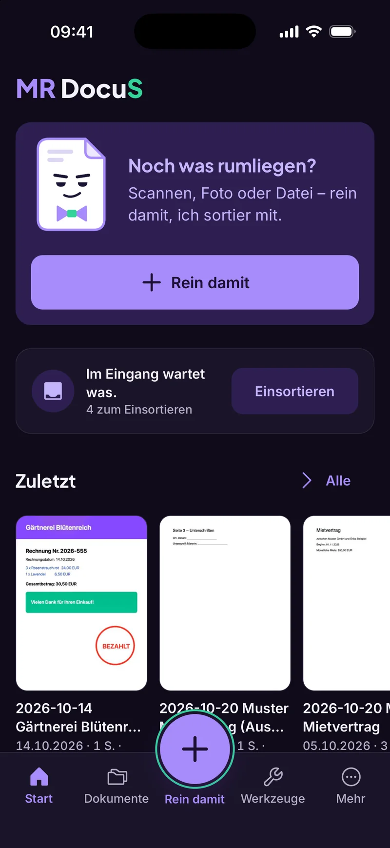 Home screen in dark mode